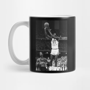 BASKETBALLART -JORDAN BLACK WHITE 21 Mug